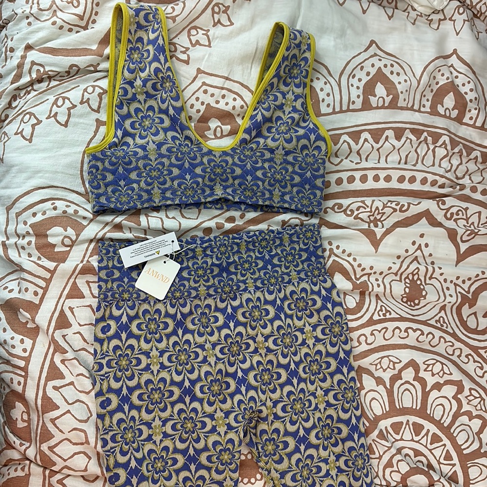 2 piece set, geometric pattern seamless yoga set